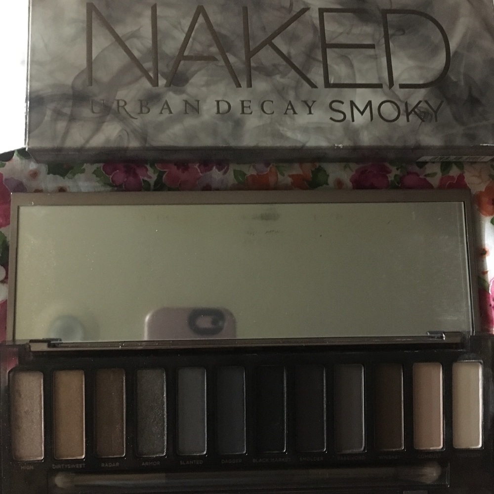 Urban Decay Naked Smoky